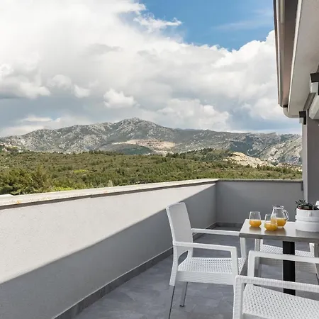 Sky Apartamento Solin