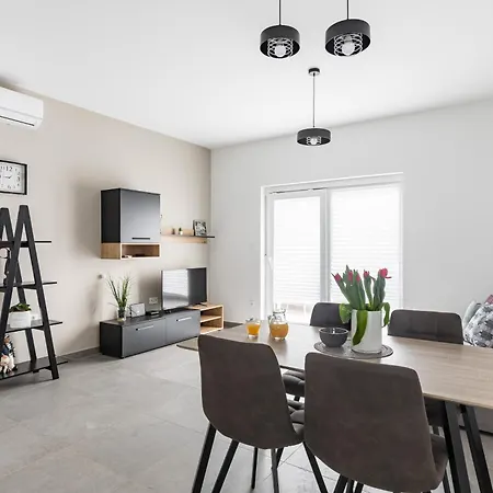 Sky Apartamento Solin