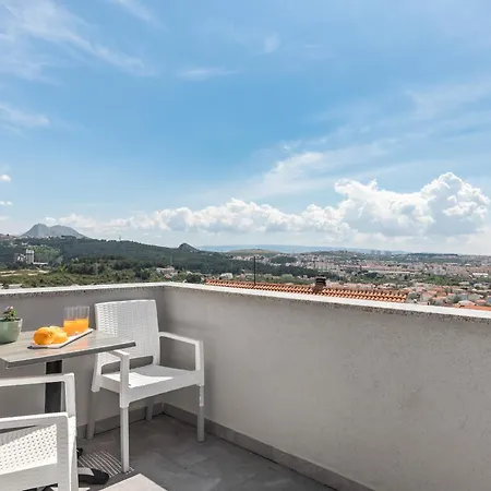 Sky Apartman *