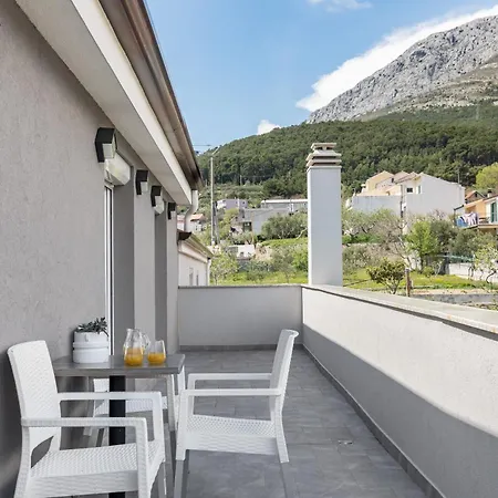Apartman Sky Salona